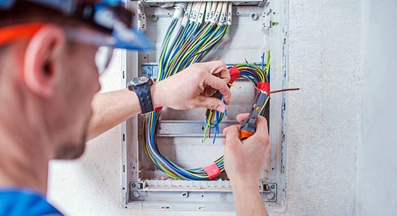 Trindade - Técnico Integrado - Eletrotécnica - 20211.08DEP-ELE-2 - 2021/1 ( 2º período ) - 158942 - Instalações Elétricas Prediais