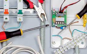 Técnico em Edificações - Rio Verde - 20222.02EDI11N.4N - 2022/2 ( 4º período ) - 190137 - Instalações Elétricas