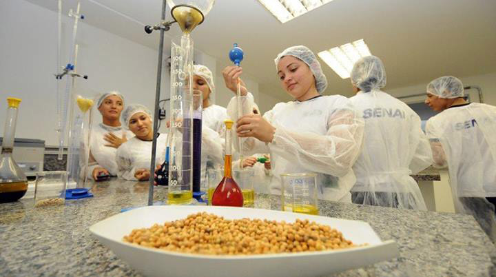 Técnico Integrado em Alimentos - Morrinhos - 2021/1_ALI_1 - 2021/1 ( 1º período ) - 161733 - Geografia I